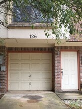 Building Photo - 126 E Nemo St