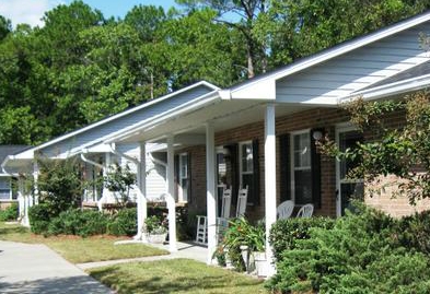 Building Photo - Magnolia Village
