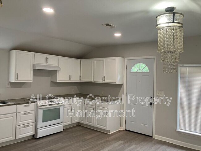 Foto del edificio - 3115 Parkwood Rd