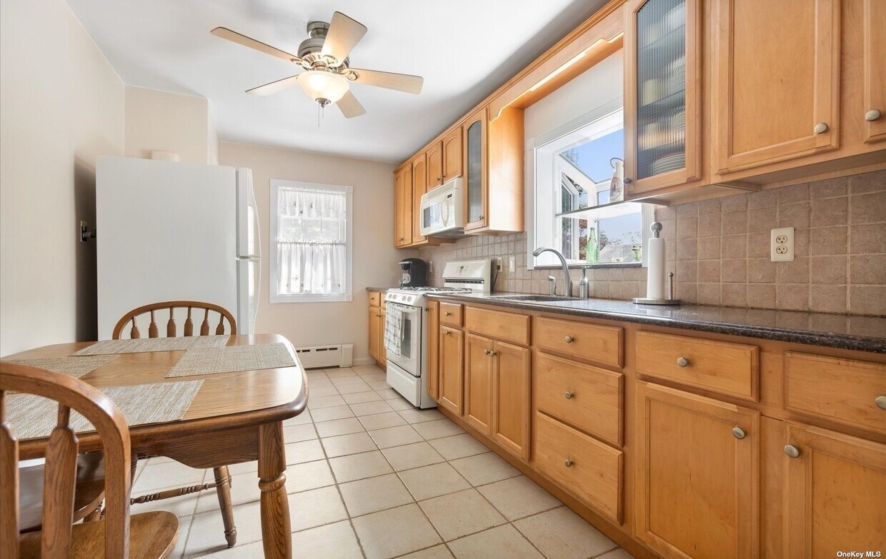 Foto principal - 69 Rockwood Ave