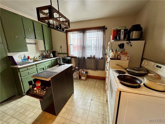 Foto del edificio - 1801 Niagara St