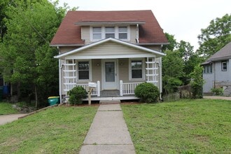 Building Photo - 3728 Springfield St