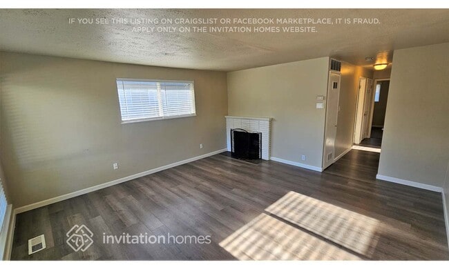 Building Photo - 1346 N Lenore Dr