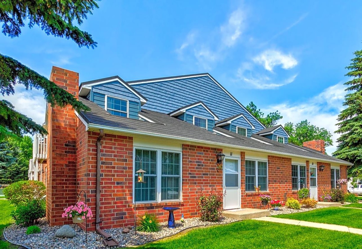 Primary Photo - Wellington Townhomes