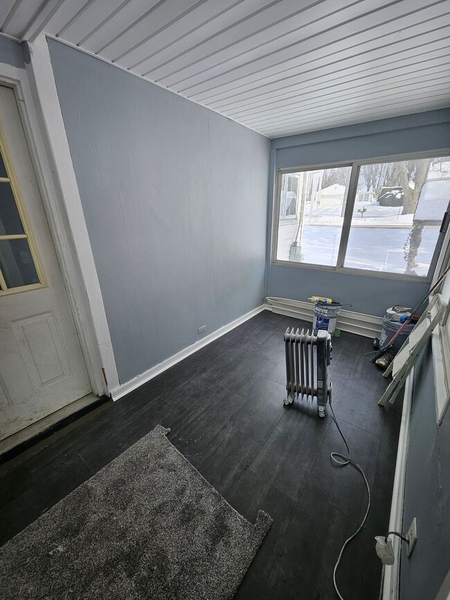 Foto del edificio - 3 bedroom single family home MILLCREEK