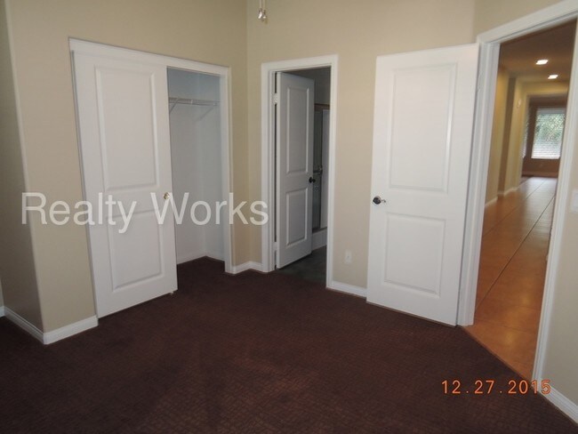 Building Photo - Temecula Harveston 5 Bedroom Home for rent.