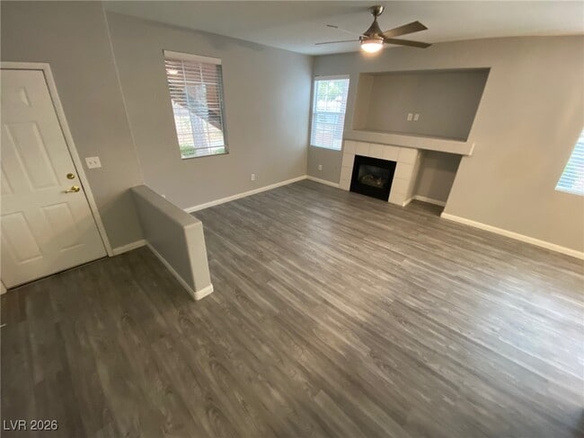 Foto del edificio - 7716 Constanso Ave