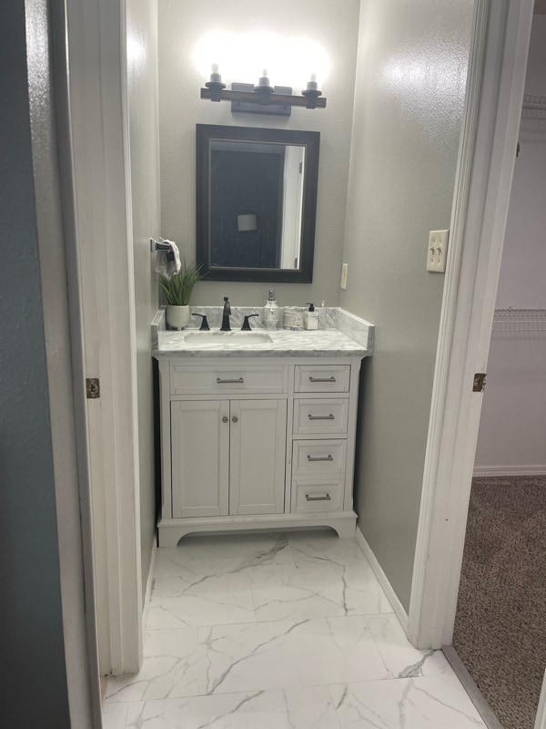 Building Photo - 3908 Suntrail Rd NW