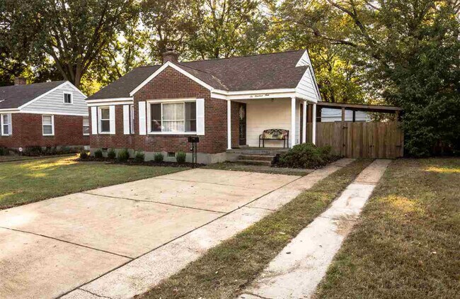 Building Photo - 609 Vaughn Rd