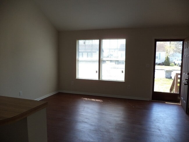 Building Photo - Lovely 3 bedroom in Cherry Acres