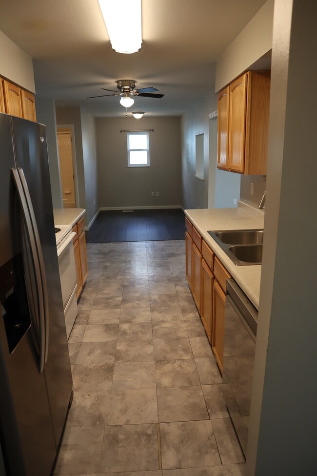 Building Photo - 524 N Impala Dr