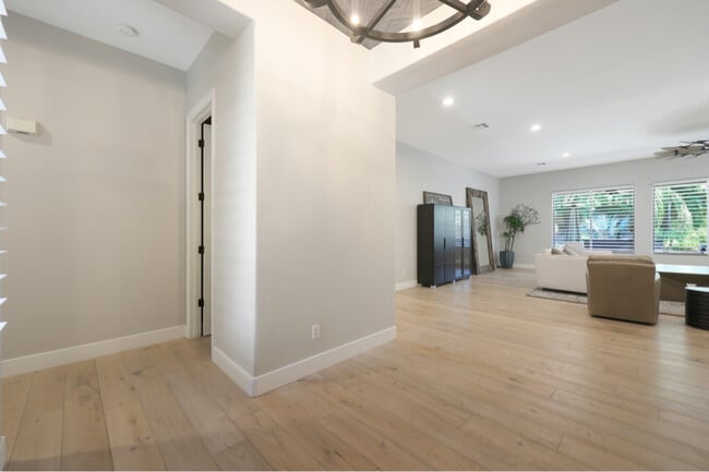 Foto del edificio - 13214 W Rancho Dr