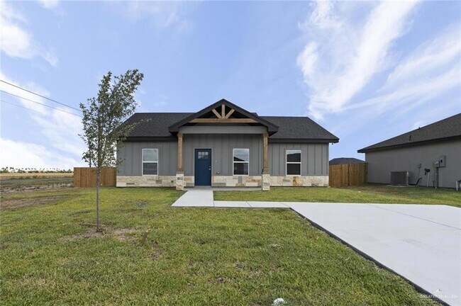 Building Photo - 1606 Unity Dr
