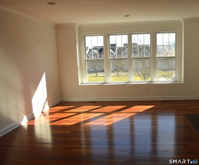 Building Photo - 19 Sampson Terrace