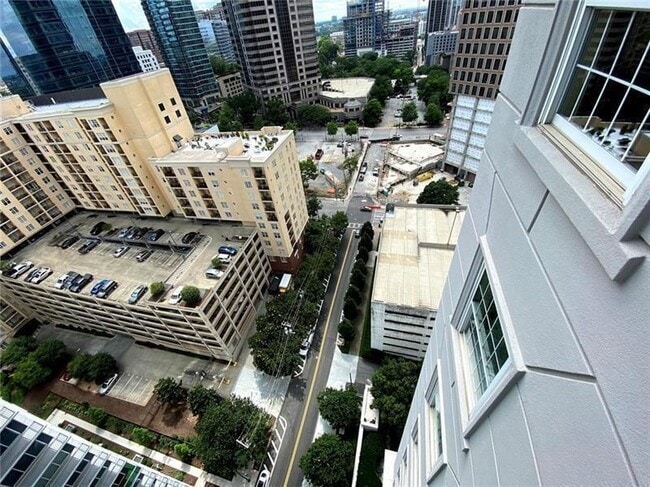 Building Photo - 195 14th St NE