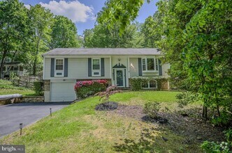 Building Photo - 12510 Basswood Dr