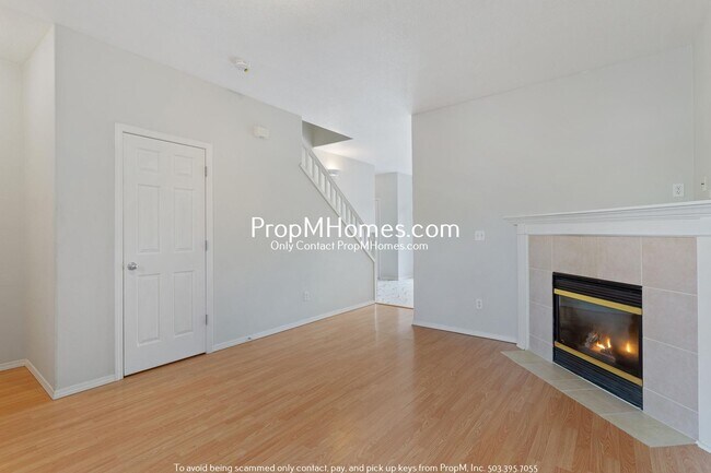 Foto del edificio - Three Bedroom Home in Aloha w/ Forest Like Surrounding!