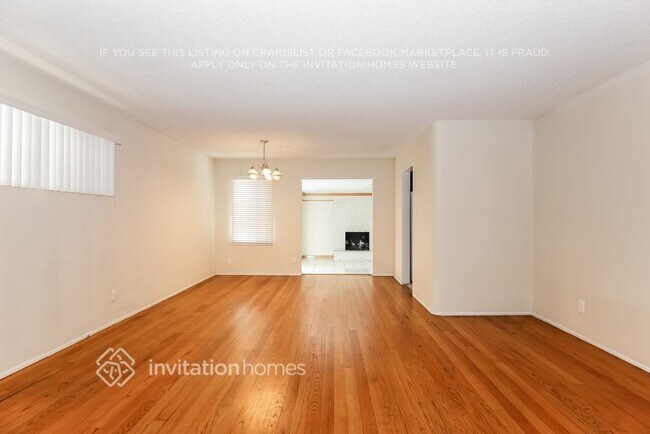 Foto del edificio - 13403 Traub Ave