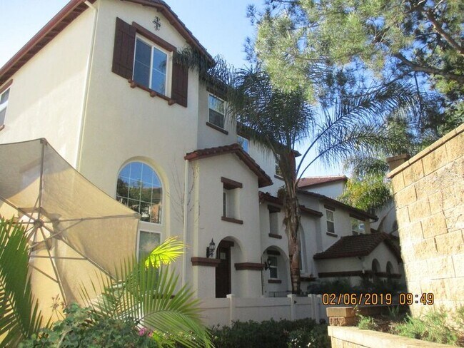 Building Photo - 33770 Willow Haven Ln