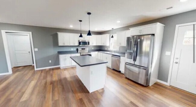 Foto del edificio - New 3-bedroom home!