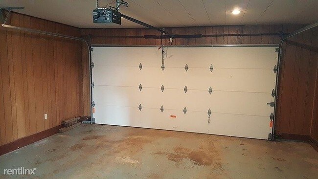 Building Photo - 3 br, 1.5 bath House - 1703 Harris Drive