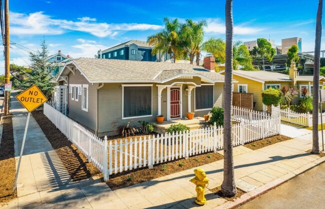 Foto del edificio - 4193 Fourth Ave