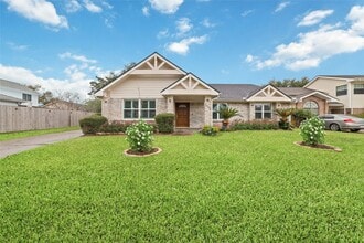 Building Photo - 2926 Pepperwood Dr