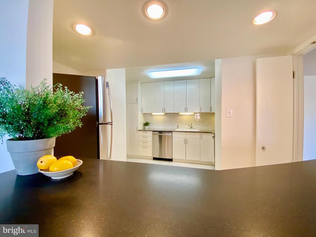 Foto principal - 3800 Fairfax Dr