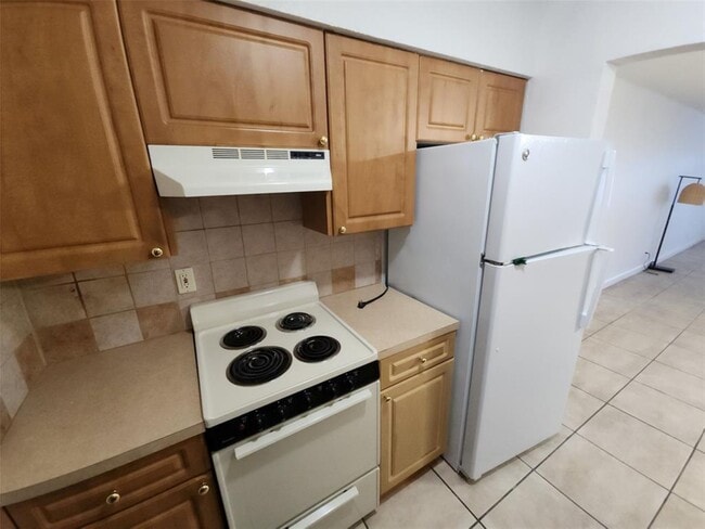 Foto del edificio - 2607 NE 8th Ave
