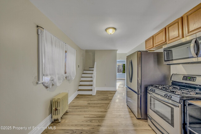 Building Photo - 232 Ferdinand St