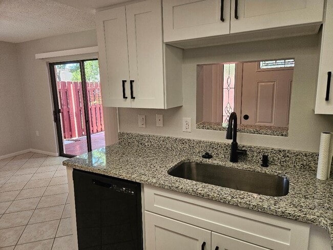 Kitchen - 39 Piney Branch Way