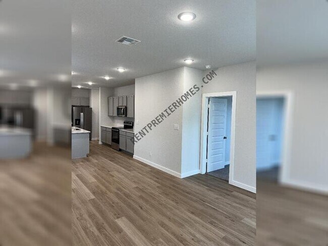 Building Photo - 10826 Arbol Lndg
