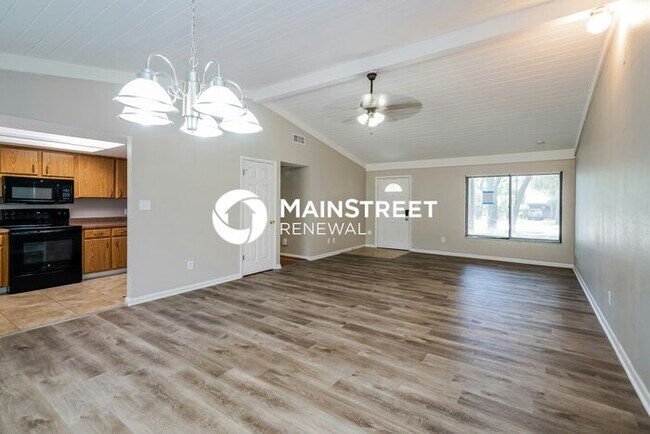 Foto del edificio - 3 Bedroom Pet-Friendly Home in Tampa, FL w...