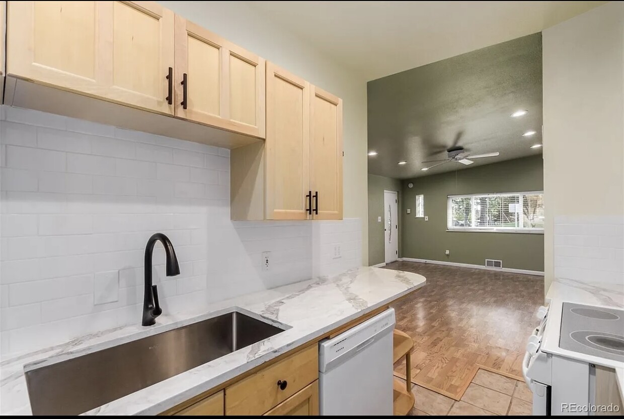 Foto principal - 4805 W 33rd Ave