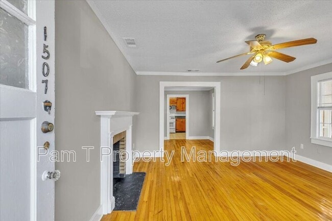 Building Photo - 1507 E 48th St