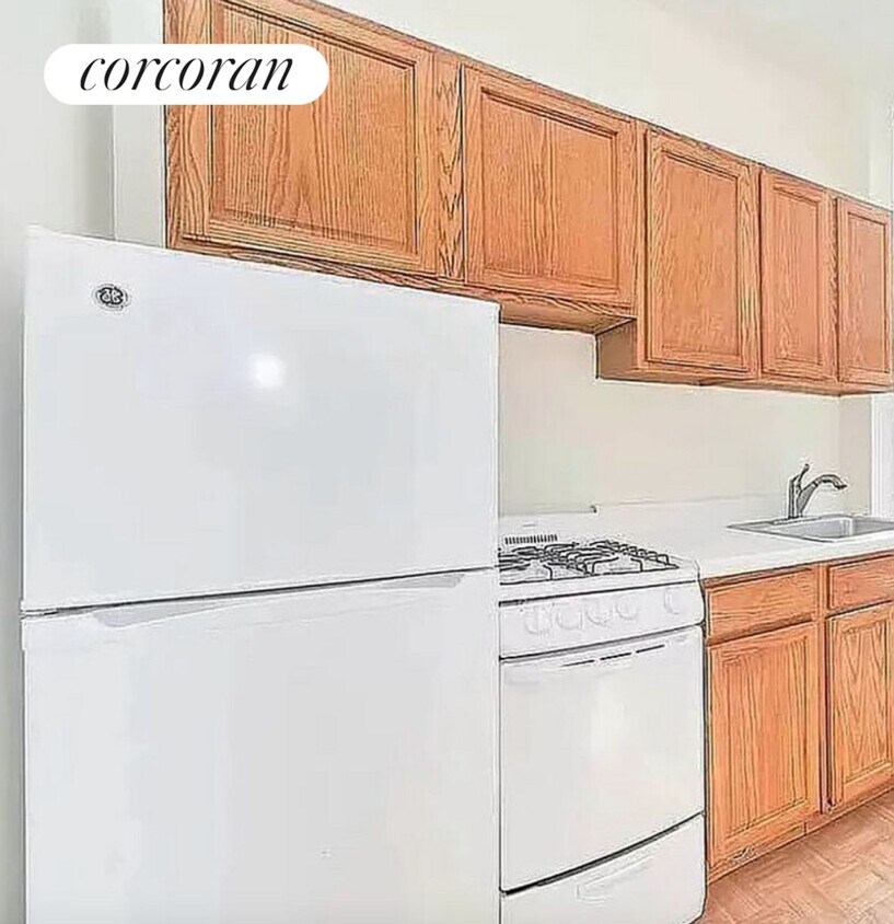 Foto del edificio - 230 E 25th St