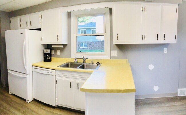 Foto del edificio - 116 1st Ave S