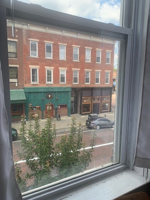 Foto del edificio - 40 N Court St
