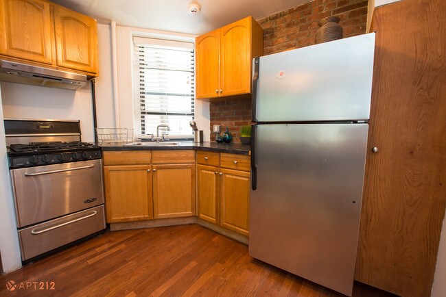 Building Photo - 150 Bowery