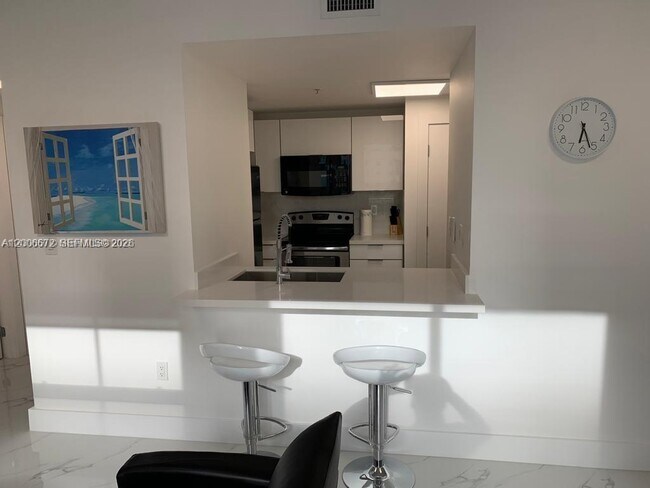 Foto del edificio - 185 SE 14th Terrace