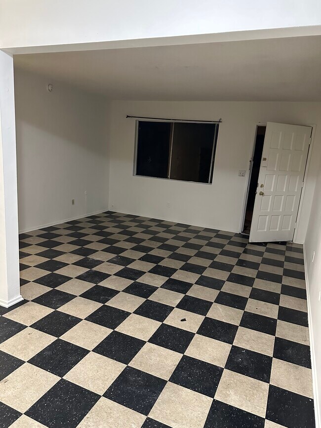 935 S Ferris Ave Unit 1, Los Angeles, CA 90022 Apartments in Los