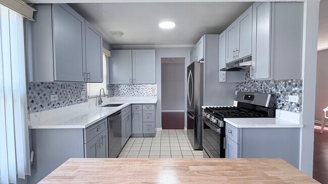 Foto del edificio - 1312 Darlington Ct