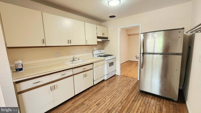 Foto del edificio - 10823 Bucknell Dr