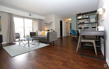 Interior Photo - Carriage Club Apartments