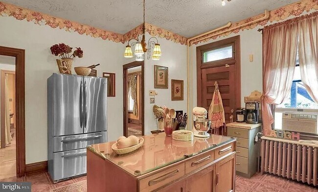 Foto del edificio - 426 W Market St