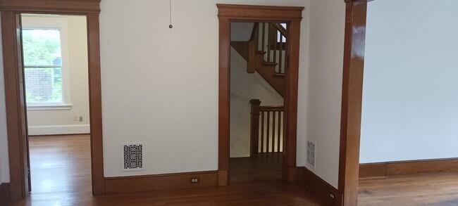 Foto del edificio - 126 Edwards St