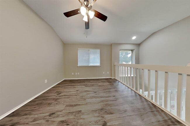 Foto del edificio - 16907 Spruce Run Dr