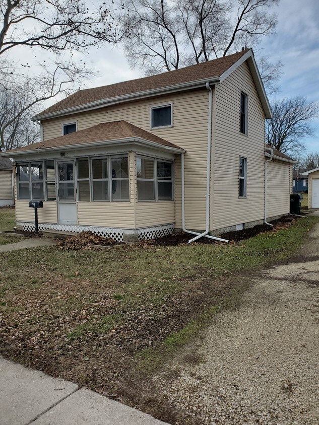103 S Osceola St, Minooka, IL 60447 House Rental in Minooka, IL