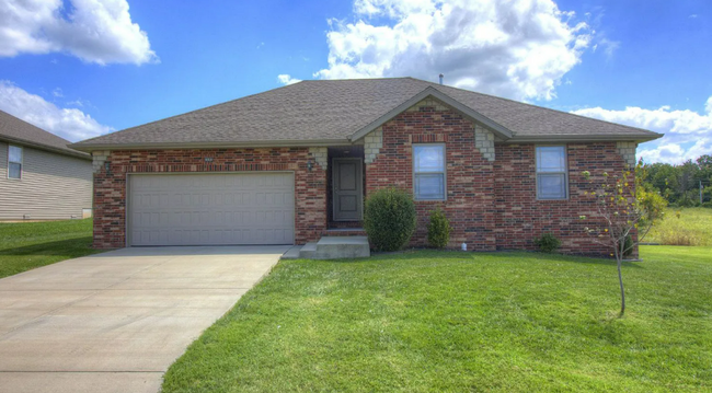 Foto del edificio - Beautiful 3 Bedroom Home in Nixa, Missouri