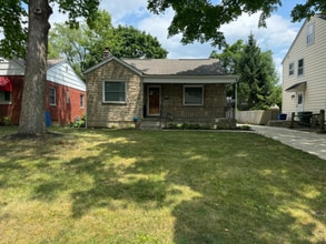 Building Photo - 236 Powhatan Ave